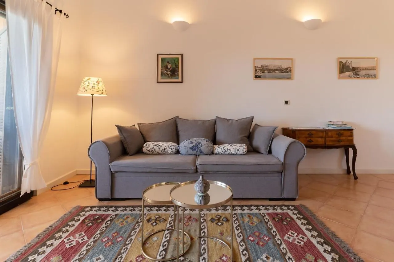 Willa House Ruzmarin Kaštelir